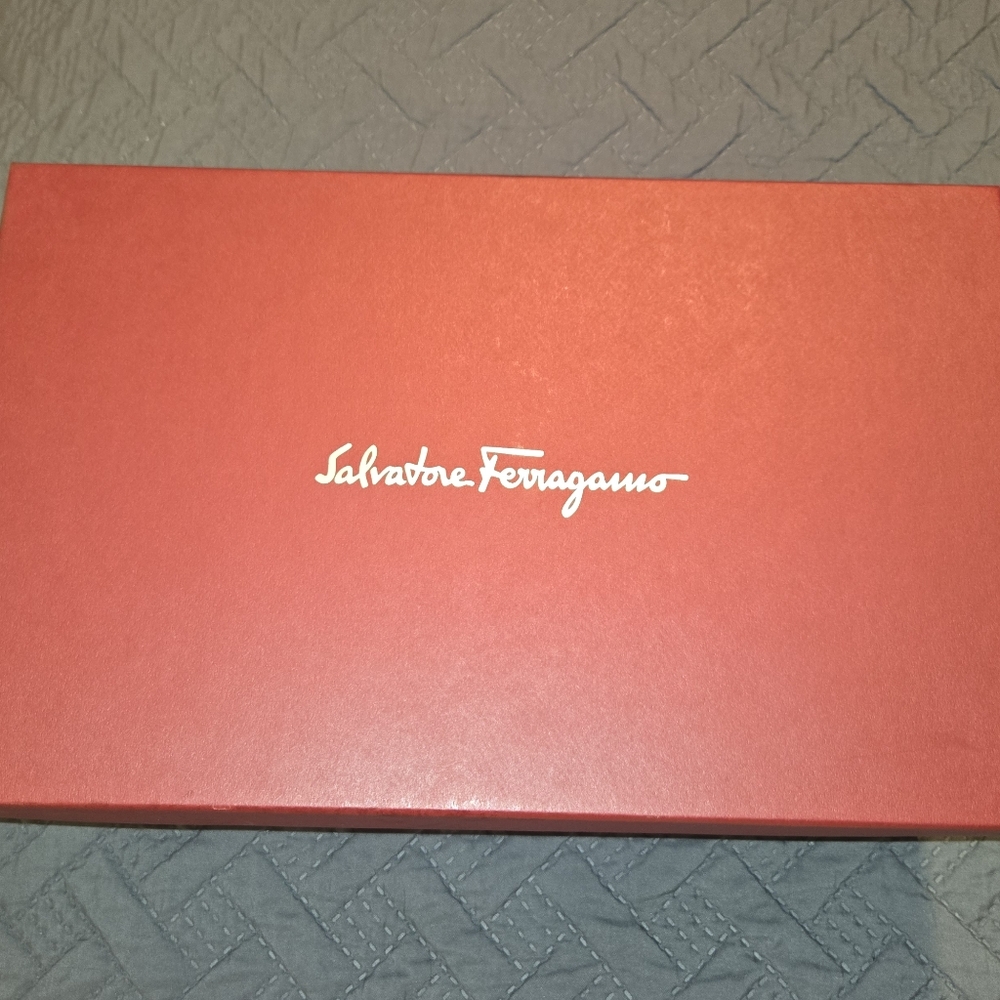 Ferragamo Nile Neoprene leather women's Sock sneakers Pink and white 8.5/ 39 - Picture 14 of 14